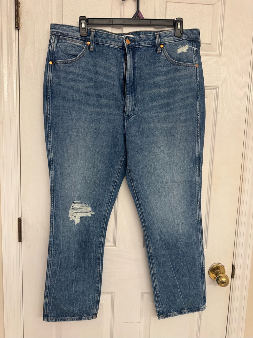 Wrangler Mens Heritage Slim Jeans in Medium Blue Wash with Distressing